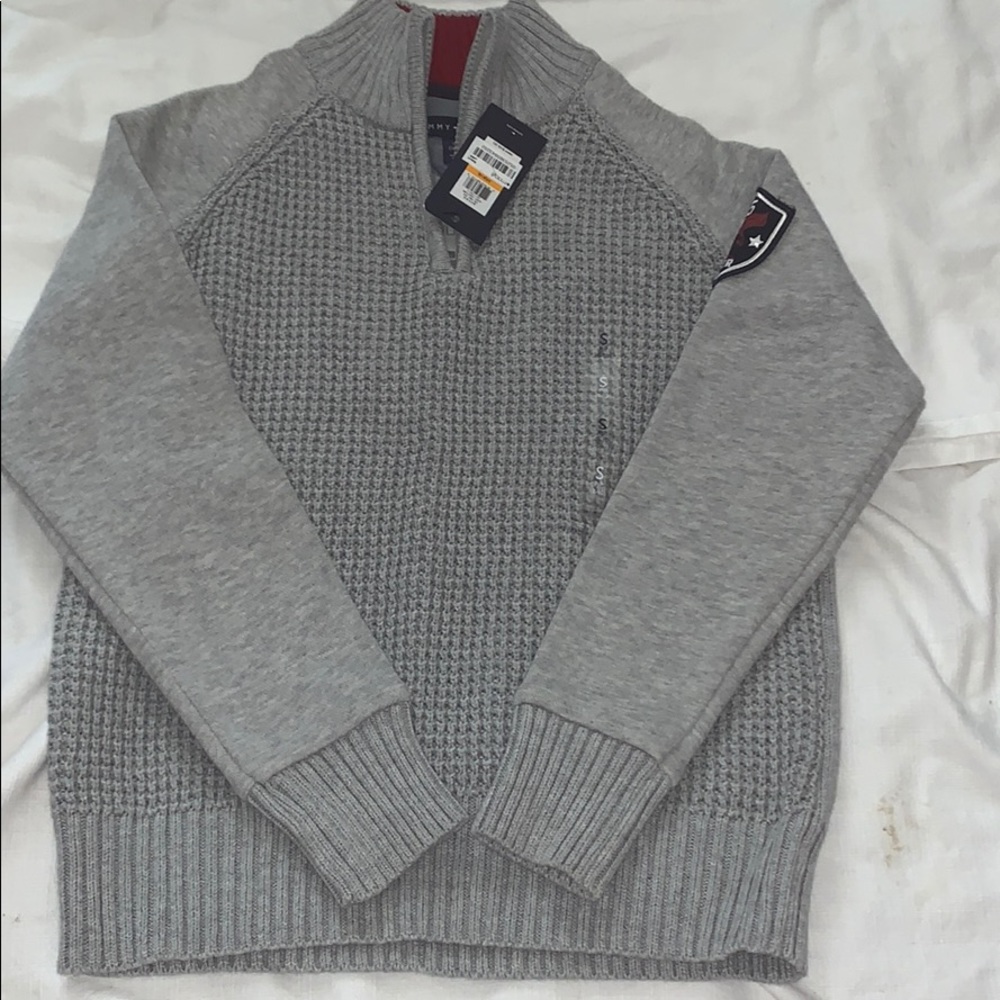 Tommy sweatshirt